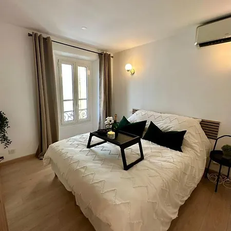Luxury Of Approximately 40m2 With Terrace